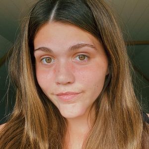 Meet your Posher, Avery